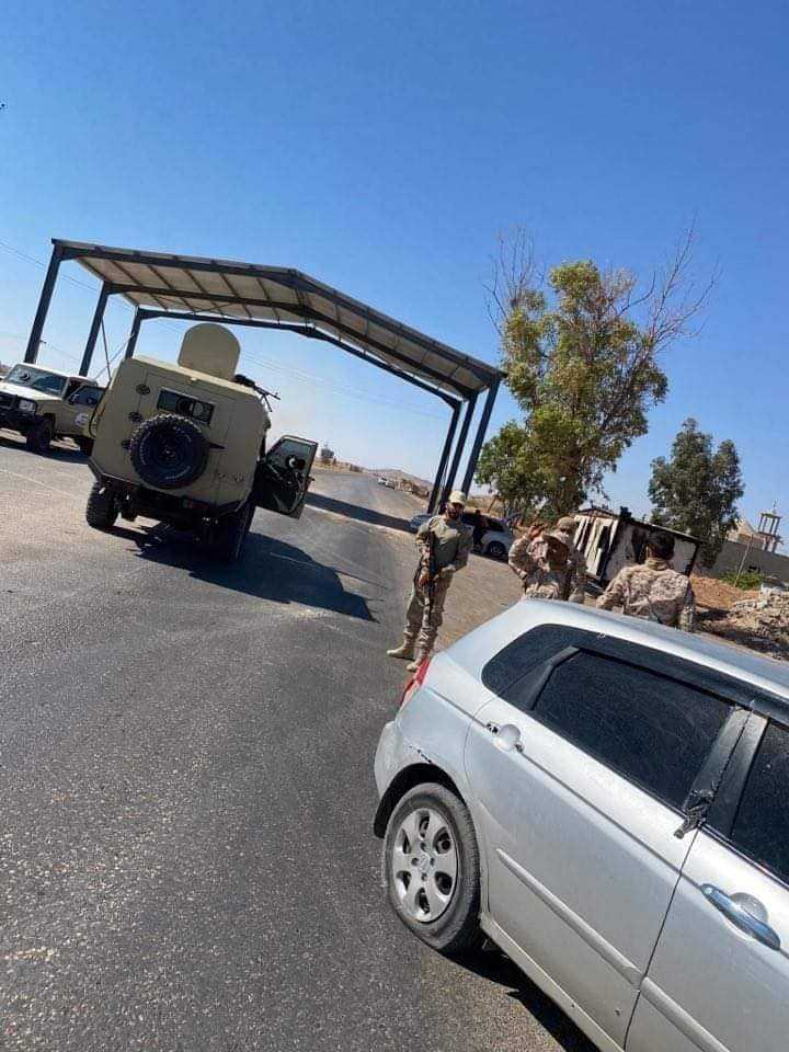 قد تكون صورة لـ طريق