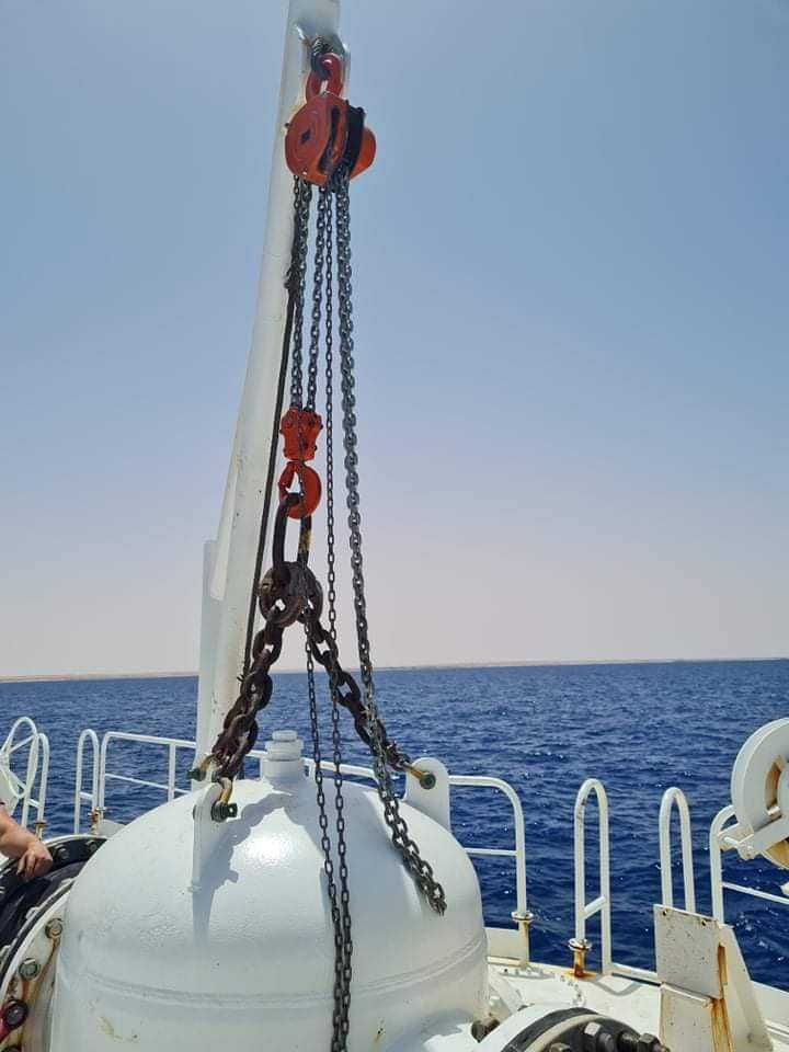 قد تكون صورة لـ محيط