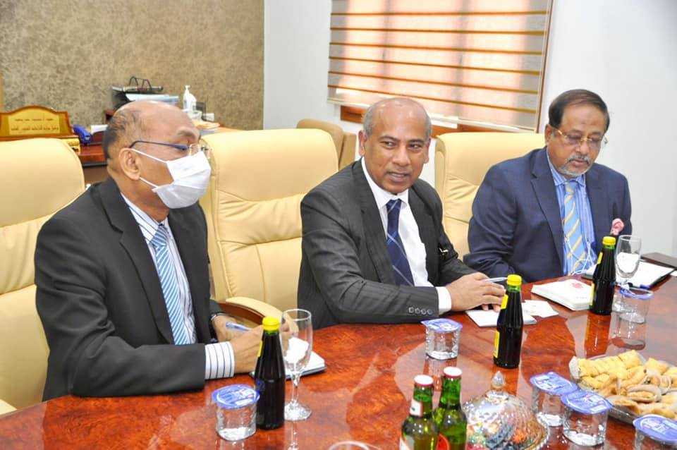 قد تكون صورة لـ ‏‏‏٢‏ شخصان‏ و‏أشخاص يجلسون‏‏