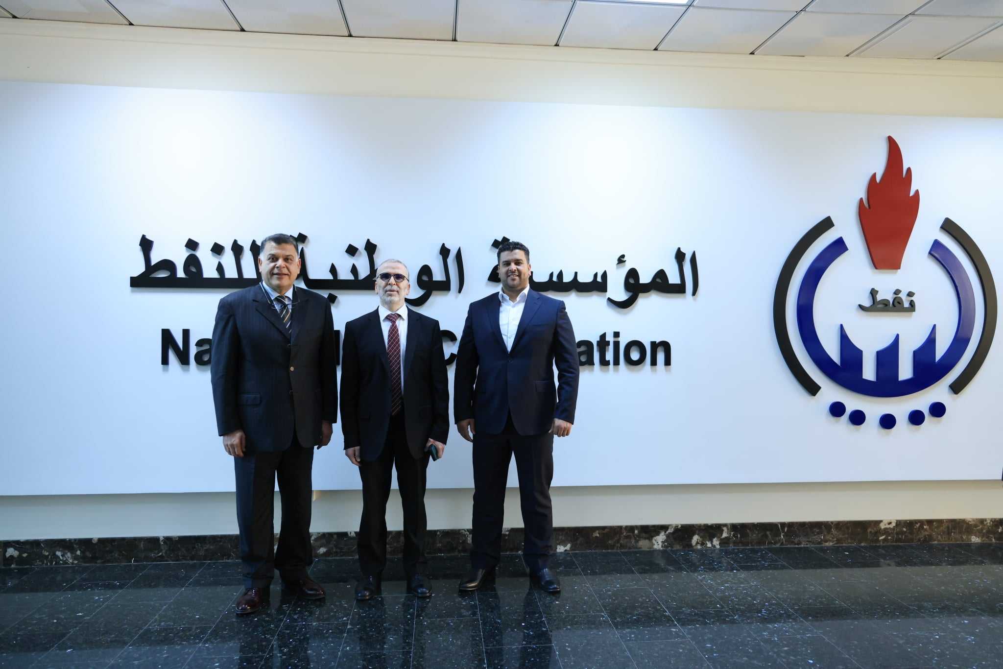 قد تكون صورة لـ ‏‏‏٣‏ أشخاص‏ و‏أشخاص يقفون‏‏